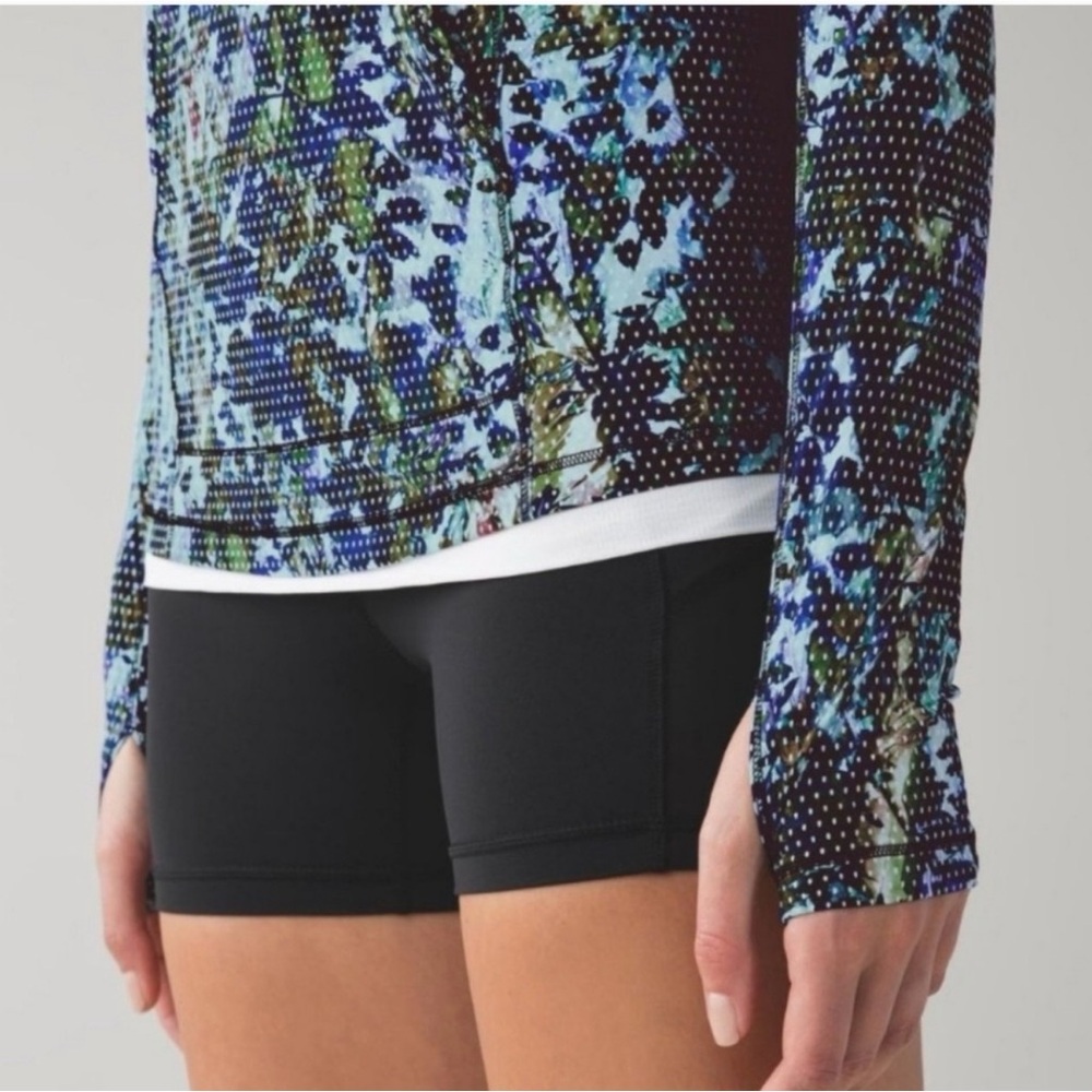 Lululemon Runbeam Pullover Lightweight Hoodie - image 3